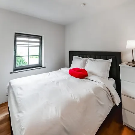 Ardennes View Apartment, Cleaning Included Mont (Belgium Luxembourg)