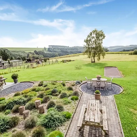 Ardennes View Apartment, Cleaning Included Mont (Belgium Luxembourg)