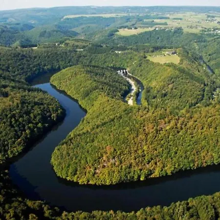 Ardennes View Apartment, Cleaning Included *
